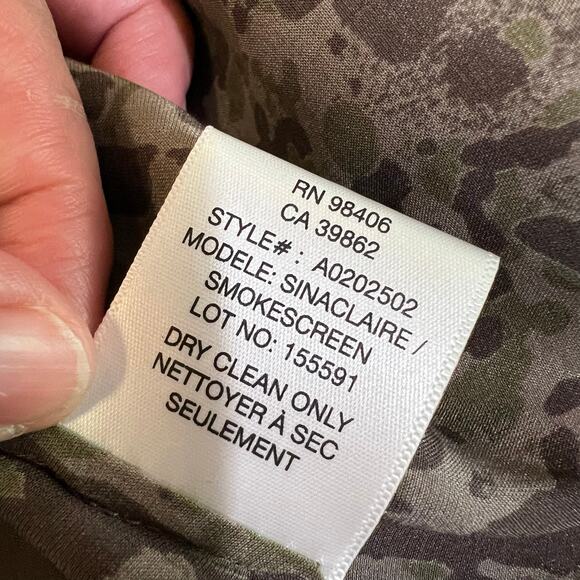 Theory NWT Sleeveless Sinaclaire Silk Blouse size M - Picture 7 of 11